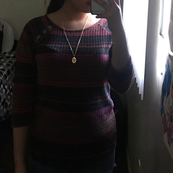 Colorful long sleeve - Picture 1 of 2